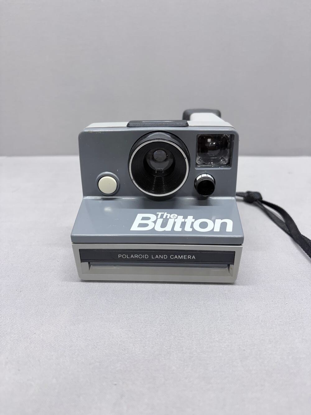 Vintage 1981 Polaroid The Button SX-70 Instant Land Camera Made in USA/UNTESTED